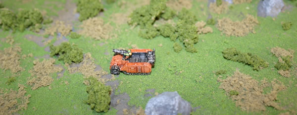 And for those that like to see Epic pictures here is a Ork Junkatrukk in the grassy terrain. 