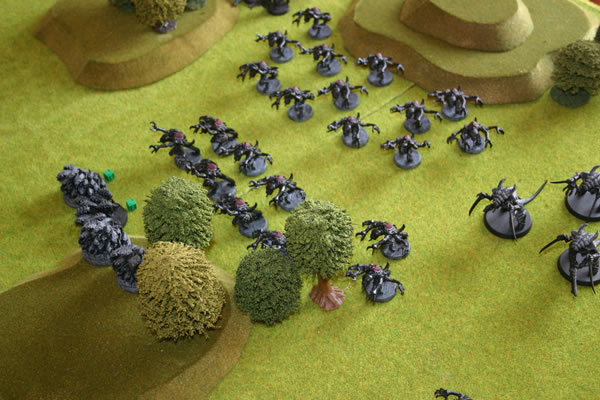 Tyranid army on the move.